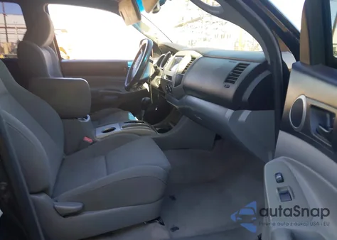 2009 Toyota Tacoma Base V6 из США, поврежденный, VIN 3TMLU42N99M020422